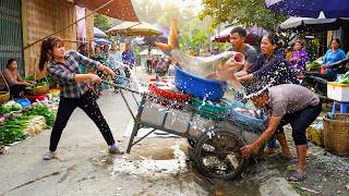 Alone in the Stream Catching Fish! Girl Takes Her Fresh Catch to Market and Draws a Massive Crowd