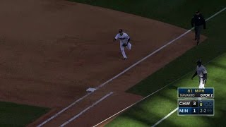 CWS@MIN: Mauer makes diving stop, gets out at first