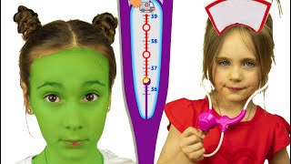 Смешное видео для детей о том, как Иванка играет в профессию как доктор