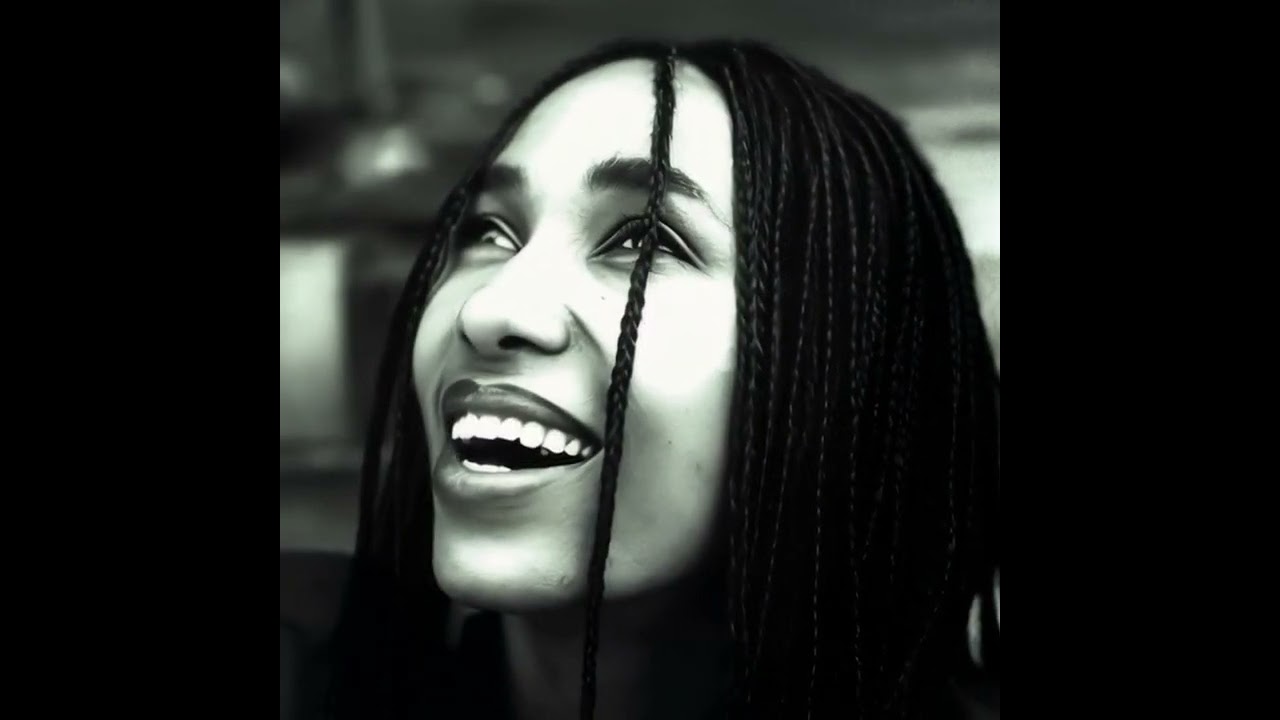 Aster Aweke -  Aye Sew Ethiopian music 🌱