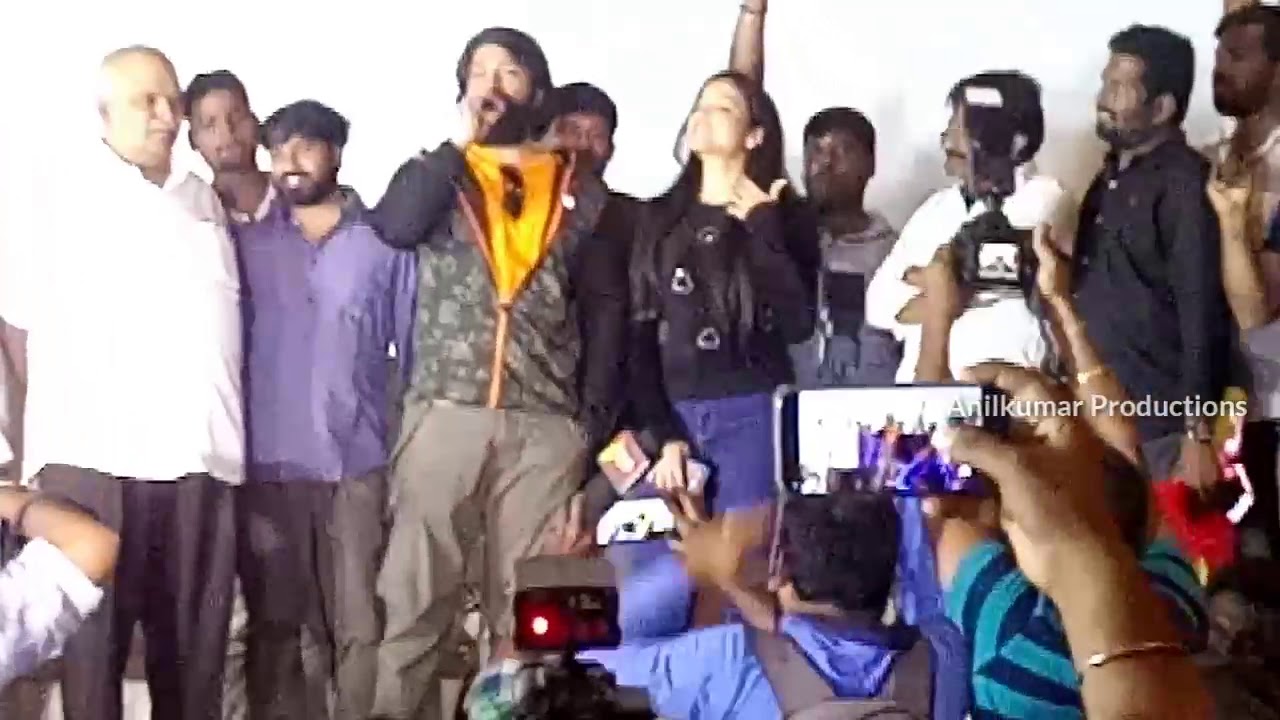Rocking star Yash and kgf team at Sandhya theatre tirupati