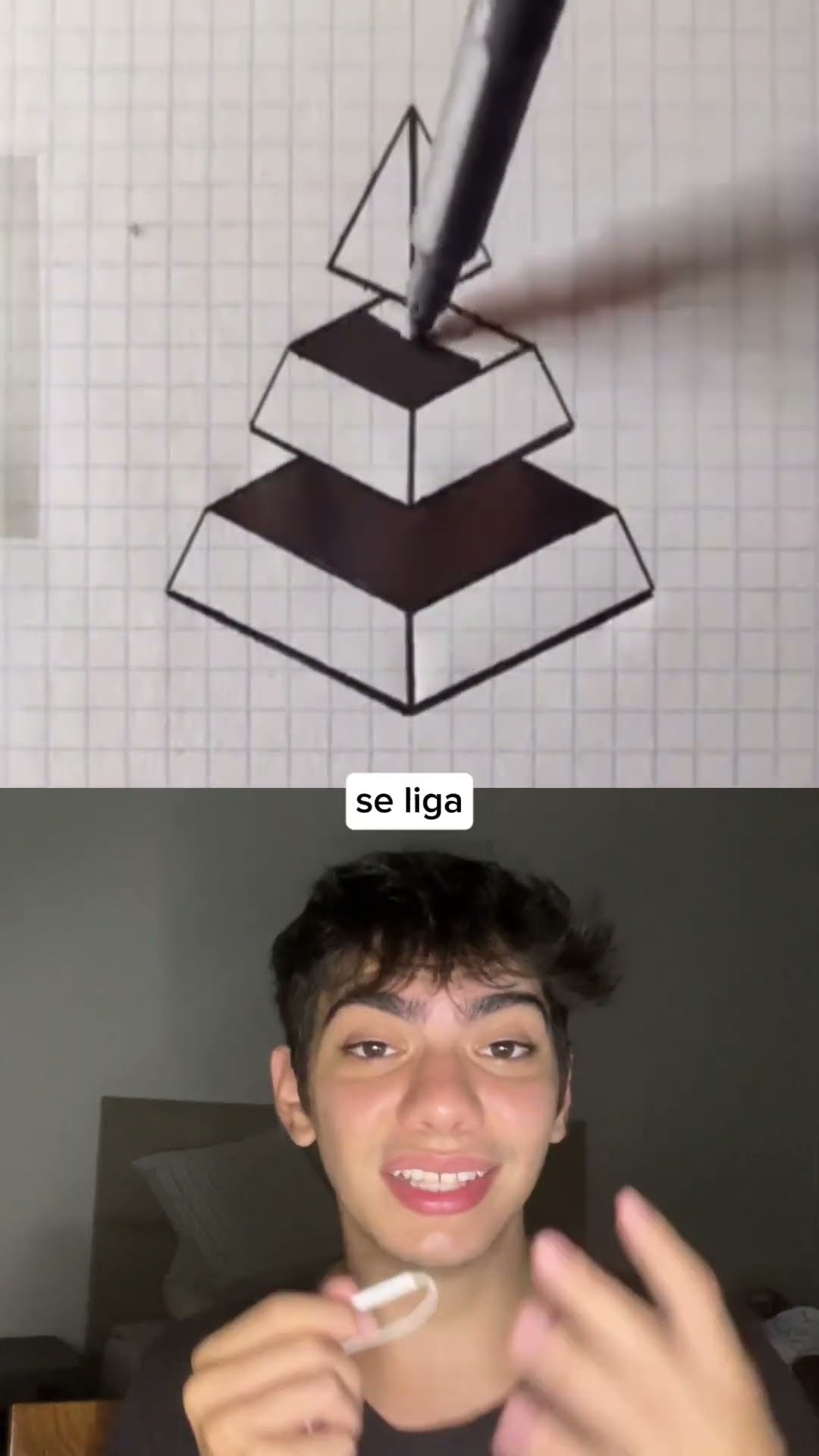 ??️ Faça um triângulo 3D flutuante e impressione! Técnica simples com resultado incrível!