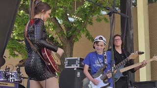 Ally Venable &amp; Danny Garwood - Going Down - 4/30/22 Dallas International Guitar Festival