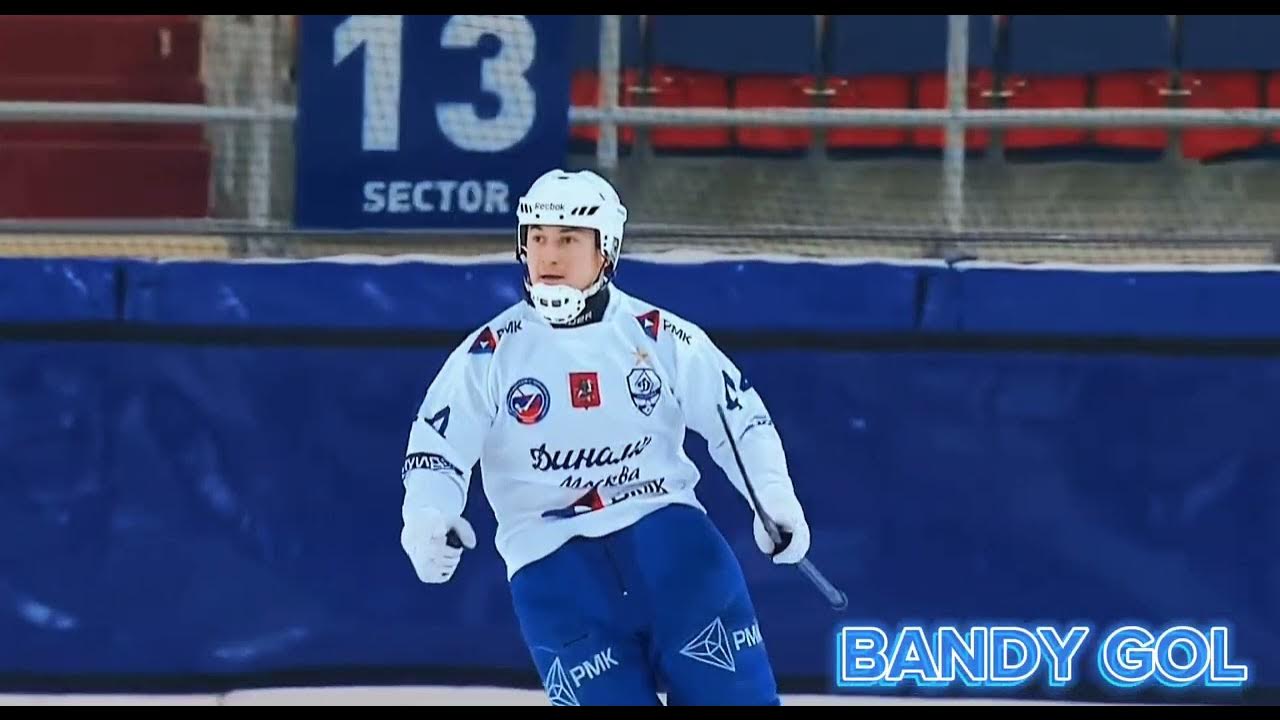 Никита Иванов хоккей с мячом
