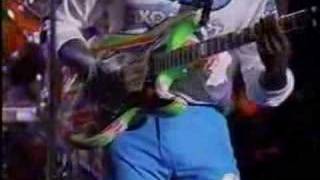 Living Colour performing "Cult Of Personality" on Arsenio chords