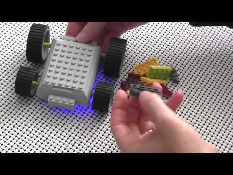 meeperBOTS + Bricks = Way Cool!