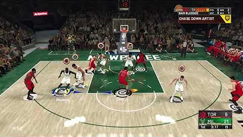 Snatch blocking slashing playmaker