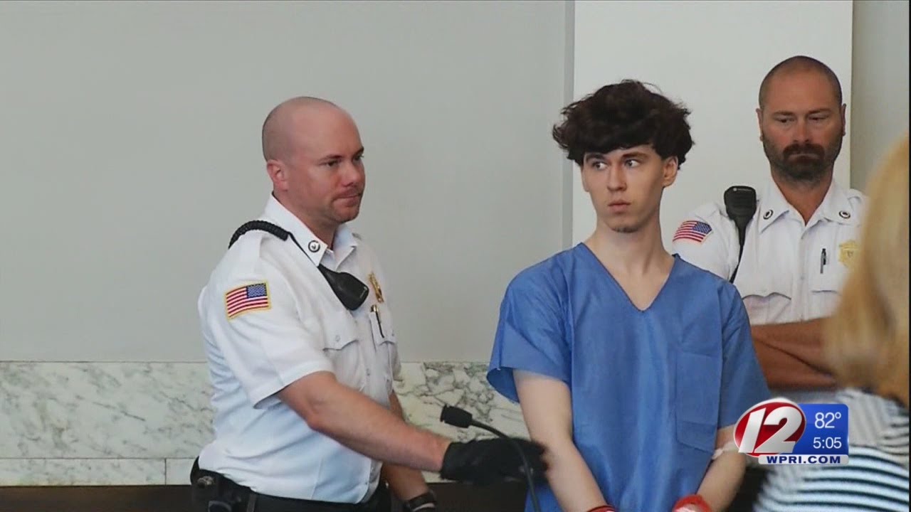 No bail for suspect in deadly triple stabbing - YouTube