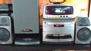 Raríssimo Mini System Gradiente E-1000 tocando Skyfall - Adele