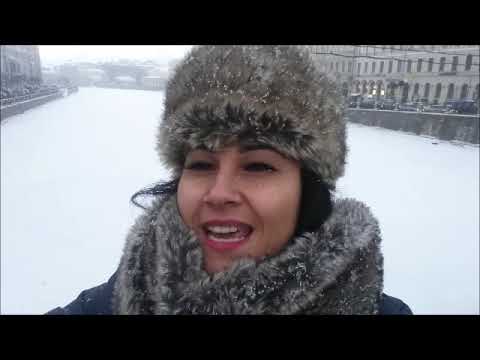 Vídeo: Neve Em Diferentes Tons De Azul Caiu Em São Petersburgo - Visão Alternativa