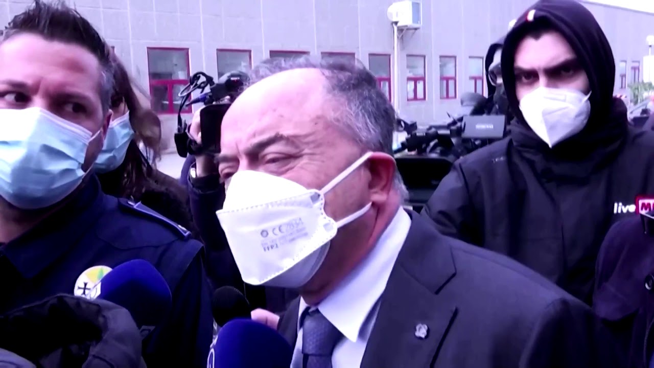 Mass trial of mafia mobsters starts in Italy