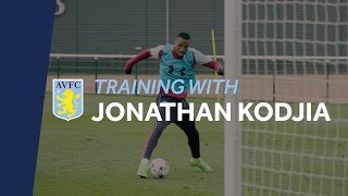 Training with Jonathan Kodjia