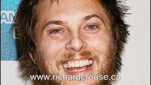 Richard Crouse interviews "Source Code" director Duncan Jones