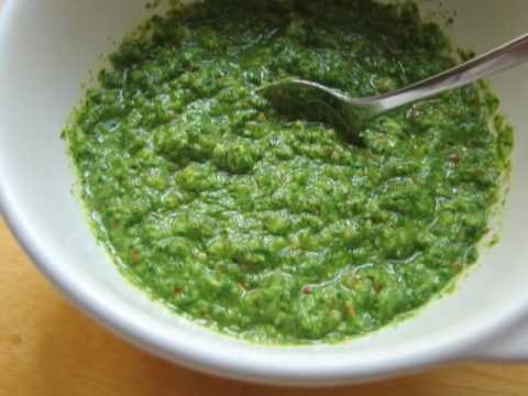 Almond Arugula Pesto Recipe - Fresh Arugula Pesto