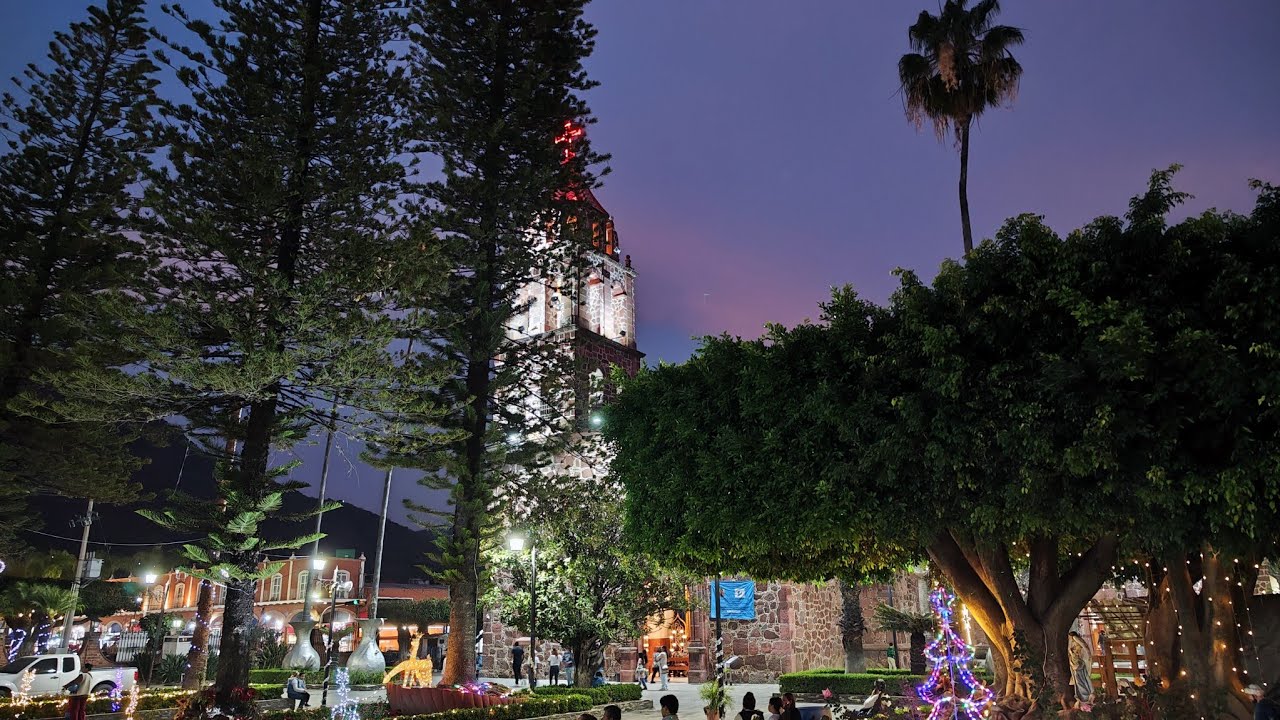 Segundo día de fiestas peregrinación cuartel l y cuartel ll fiestas Jocotepec 2026