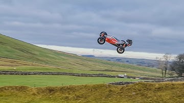 Arrma Typhon 3s RC buggy bashing jumping and crashing in 4k