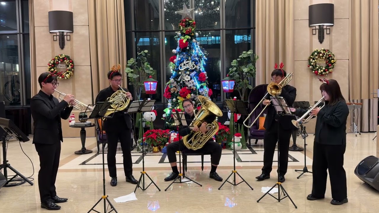 《 貝多芬流行樂 》 百達馥麗-Champion Brass