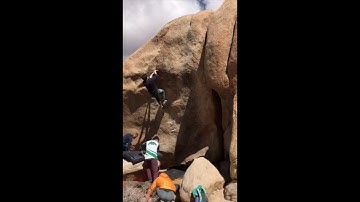 Joshua Tree Bouldering - Lost and Found (Mitch)