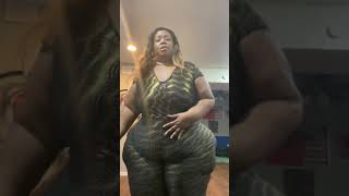 Bring body positive for my plus-size Queens 👸🏽 Come on Ladies we can do it 🥰👸🏽😟😁