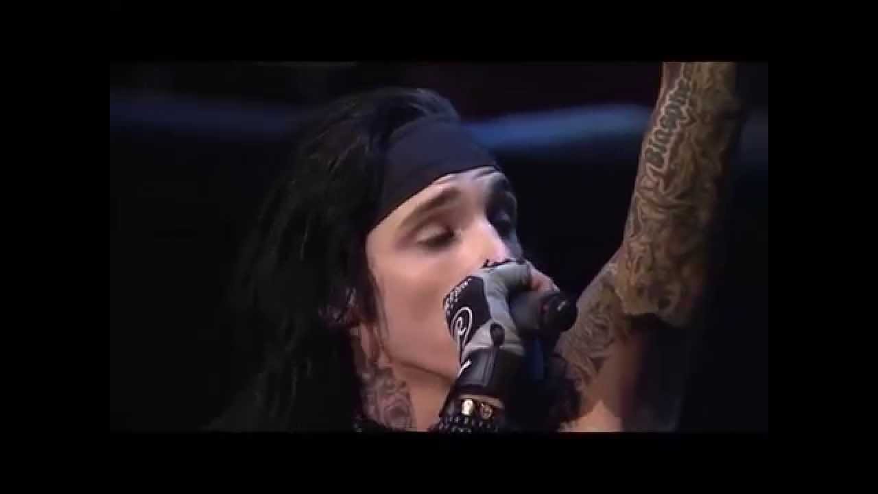 APMAs 2015: Black Veil Brides perform “Faithless” and “Rebel Yell”