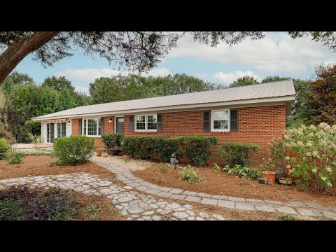 1471 Lenru Rd, Bogart, GA home video tour
