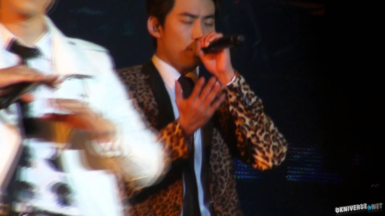 [Fancam] 121215 2PM Taecyeon(택연)  - I'm your man, 