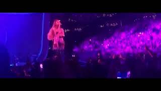 Ariana Grande - breathin' (Live at Sweetener World Tour, Boston)