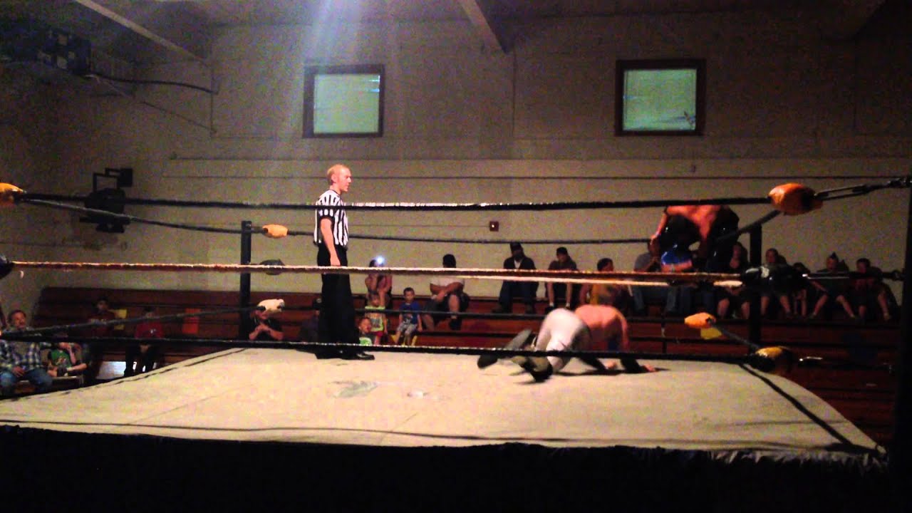 SCW / The Real Man Bryen Douglas vs Wrestling Un'Mentionable
