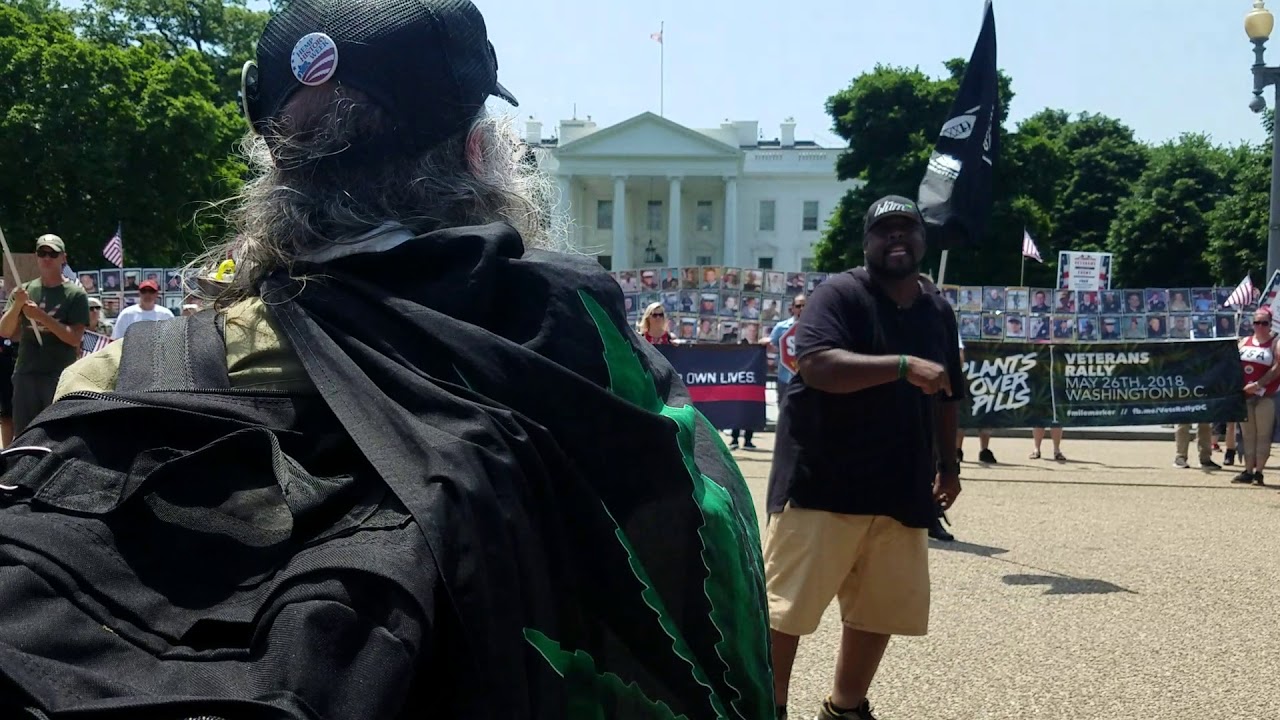 Leo Bridgewater leads “Plants Over Pills” rally at White House