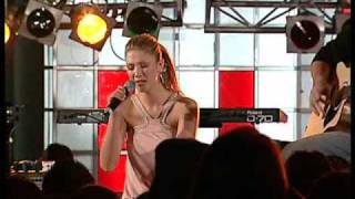 Delta Goodrem - Butterfly (Live at V HQ) 2003