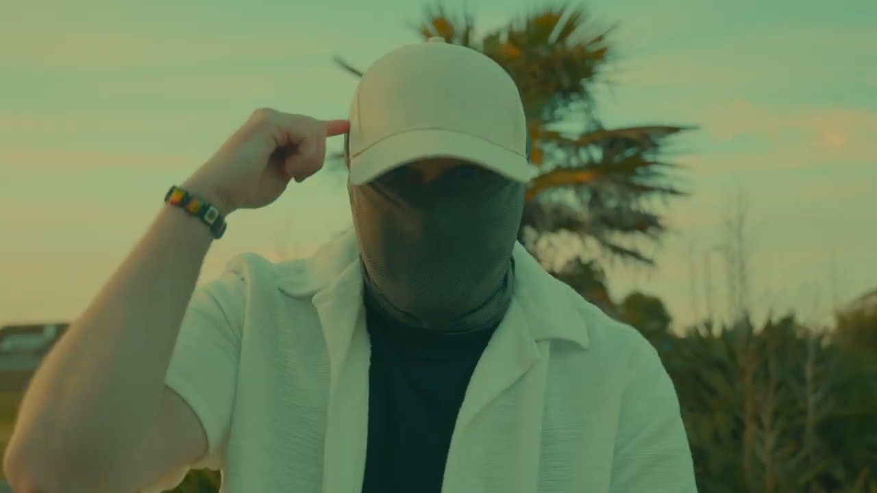 Watch Mew3ree - Summer Connection (Music Video) on YouTube Watch Mew3ree - Summer Connection (Music Video) on YouTube
