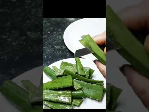 एलो वेरा जेल घर पर बनाये |How to make aloe vera gel and store it for one year #aloevera #aloeveragel