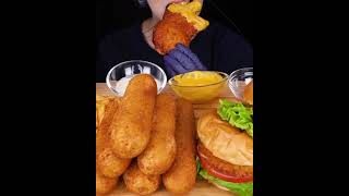 ASMR HAMBURGER CHEESY CHICKEN CHEESE STICKS CARBO FIRE NOODLES MUKBANG 먹방 咀嚼音 EATING SOUNDS