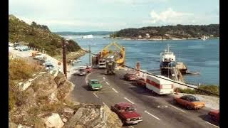 En av färjorna som sattes in efter att gamla Almöbron rasade 1980
