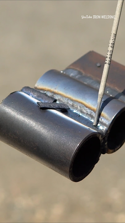 Many people don't know how to weld 2 pipes properly #ironwelding #shorts #shortvideo