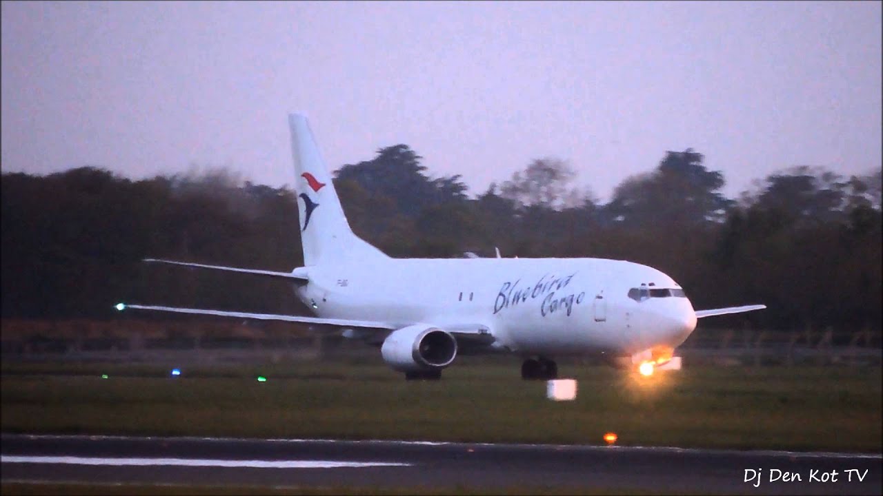 Bluebird Cargo Landing Dublin Airport