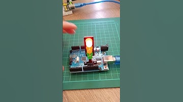 project TRAFFIC LIGHT IN ARDUINO #arduino