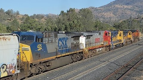 (5-30-15) [HD] Tehachapi Calrailfans Meet Series Day 2 - Tehachapi Pass Feat CSX and Bluebonnets!