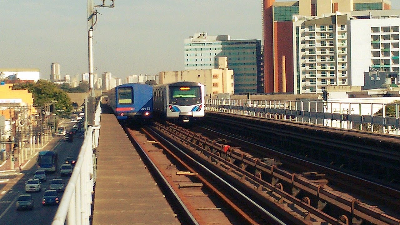 Metrô SP -  Trens na Estação Carandiru