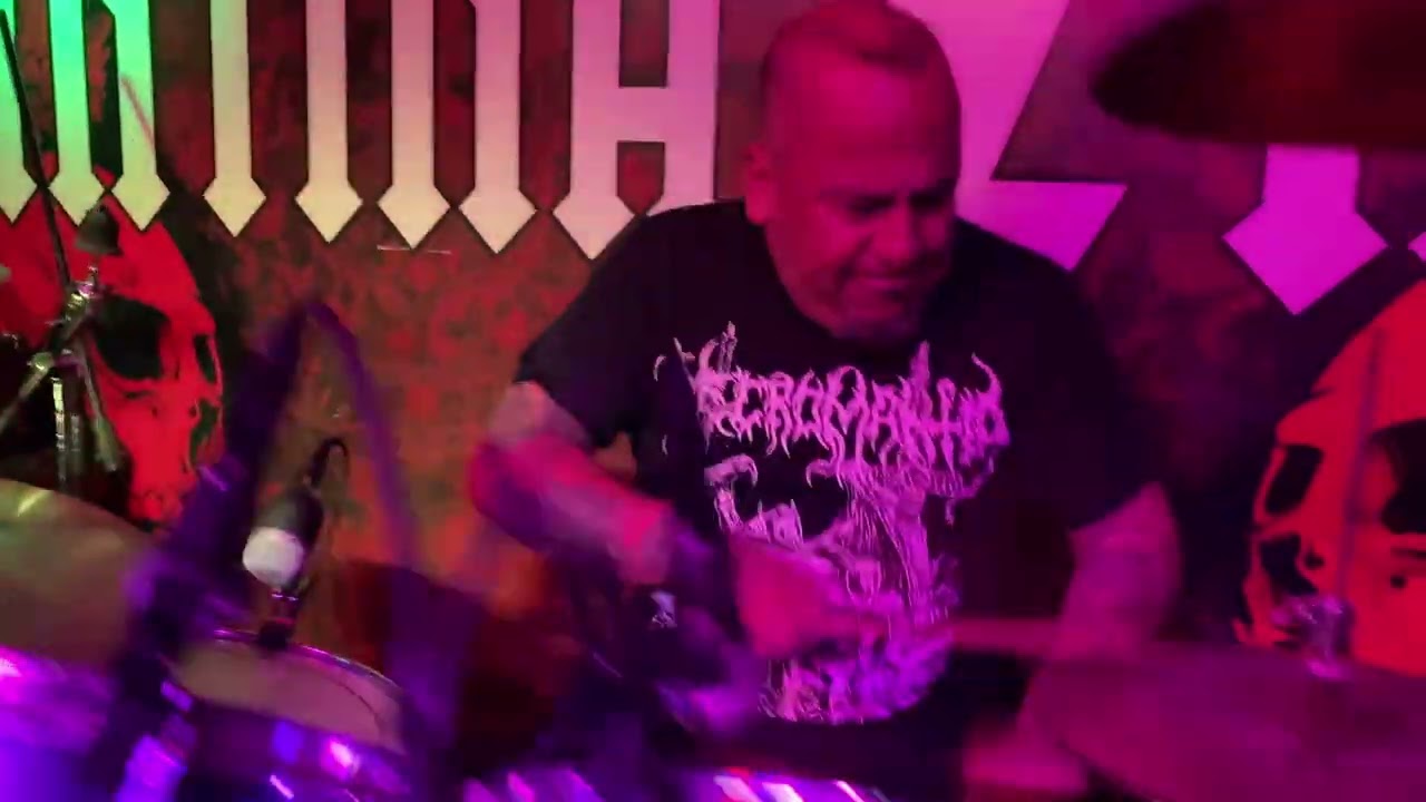 Beyond the Cycle - Forged in the Flames (Live at La Cantina del Rock) auf YouTube ansehen Beyond the Cycle - Forged in the Flames (Live at La Cantina del Rock) auf YouTube ansehen