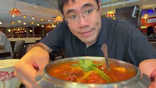 Why is this Vietnamese Restaurant Always PACKED in Guangzhou?