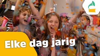 Video thumbnail of "Elke dag jarig - De Grote Show 2020 - Kinderen voor Kinderen"