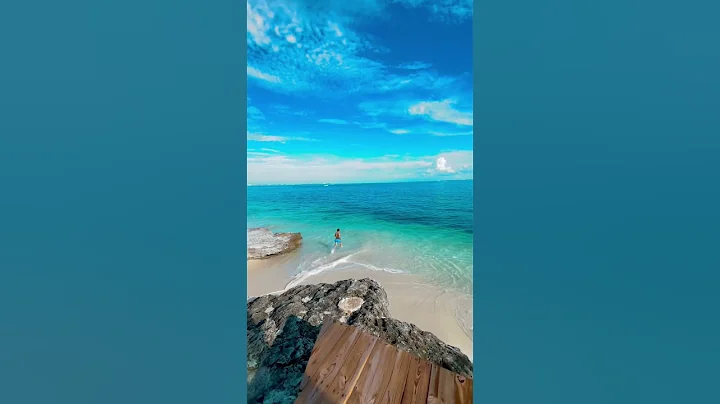 Best summer place in 2023, Mexico Cancun😍💙 #travel #shorts #ytshorts #explore #mexico #beach #yt