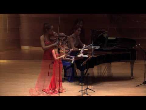 Verena Chen (陈瑞玲) - Fritz Kreisler "Tambourine Chinois"