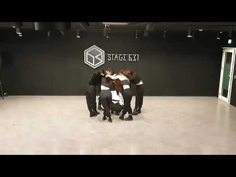 Jiyeon - ”Take a Hike” dance practice