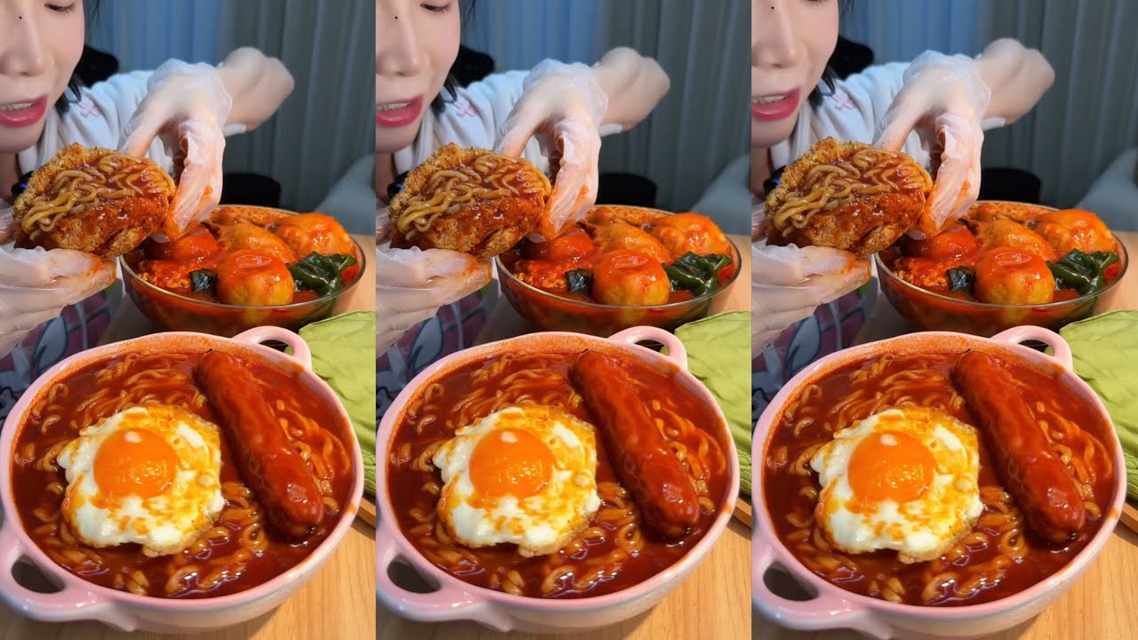 Eat spicy 🔥 🥵 noodles 🍜 with eggs 🤤 🥚 #mukbang #hotpot #yummiestfood