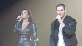 Nick Jonas & Demi Lovato- Close 7.14.16 Camden NJ screenshot 2