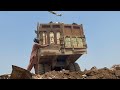 Rock Crusher Action Heavy Duty Crushing Powerful Stone Breaker Monster Crusher Work