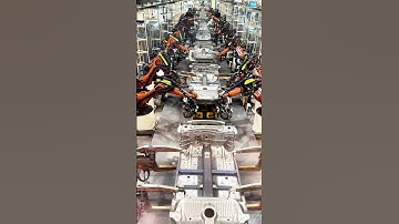 Khám phá dây chuyền robot hàn xe oto hiện đại