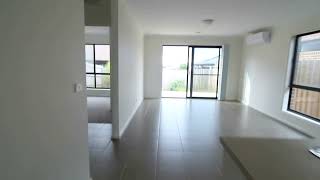 16 Pearce Way, Melton South